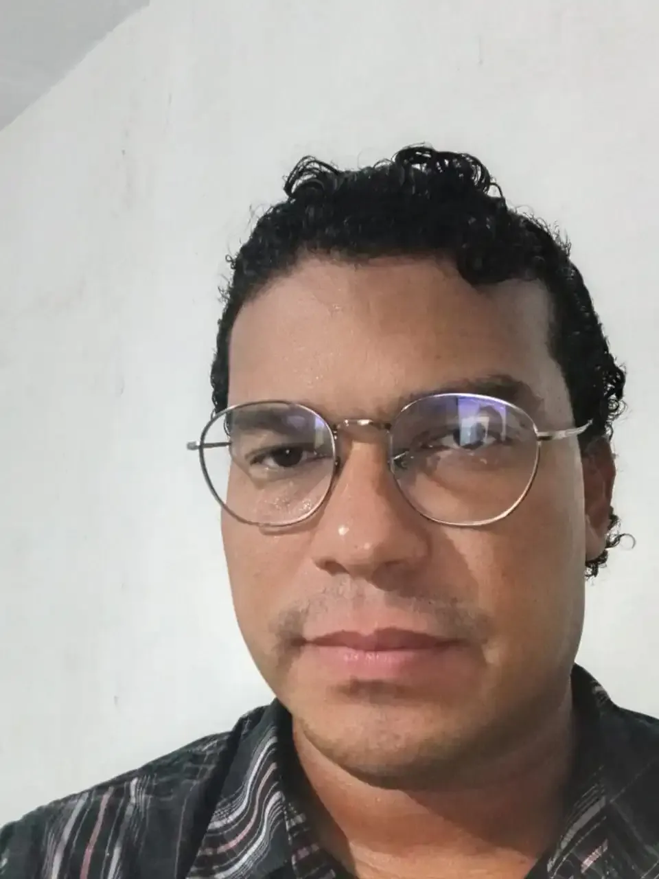 ADRIANO SANTOS