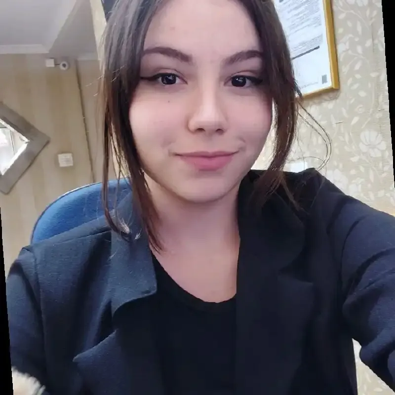 Giovana M.