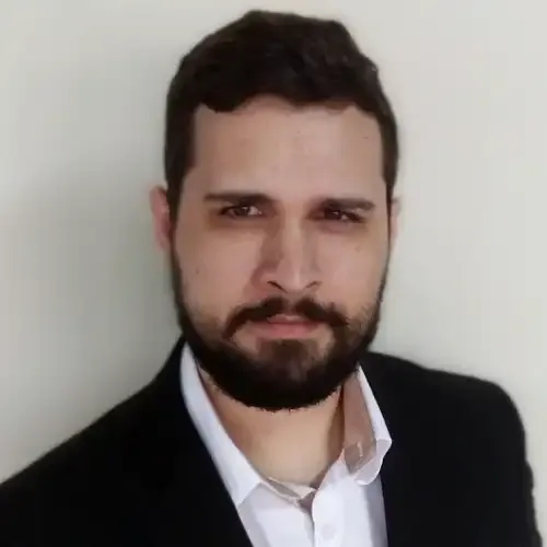 Carlos Júnior