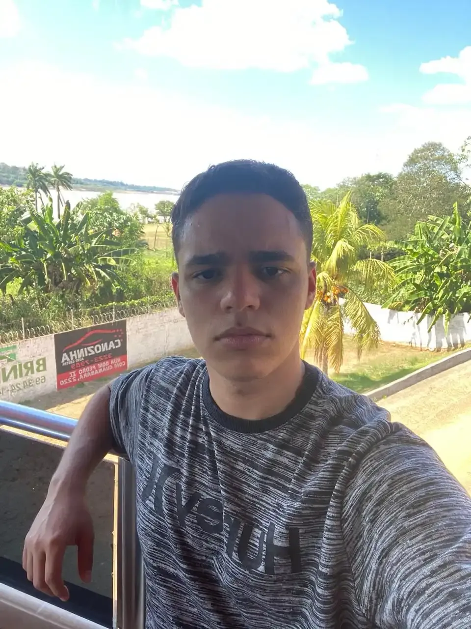 CARLOS JUNIOR