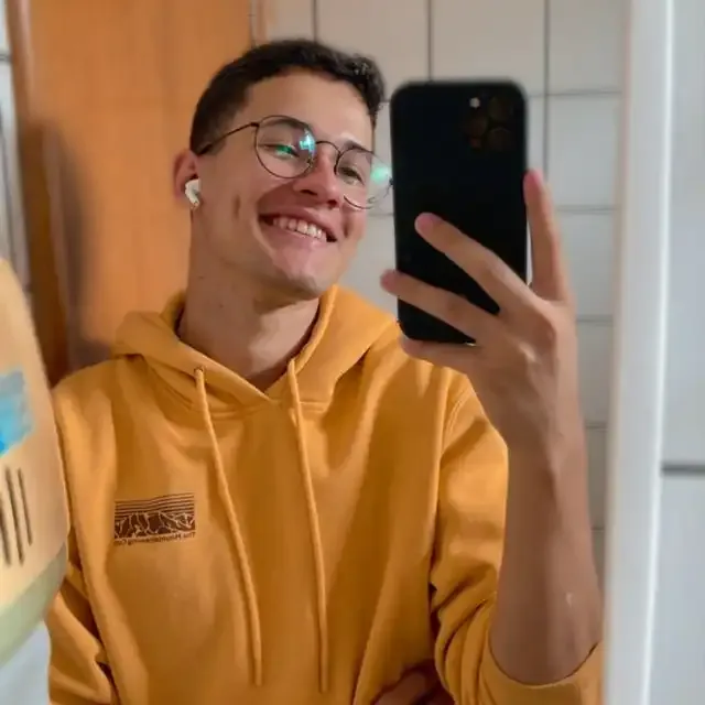 Hiury Araujo