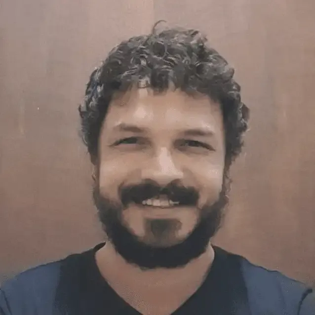 Mario Menezes