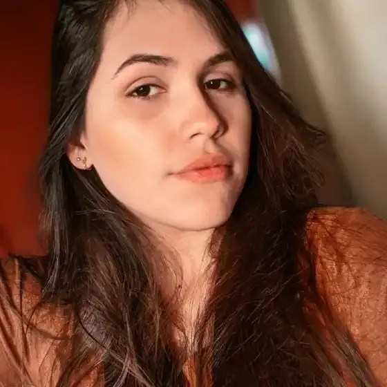 Kássia Guedes