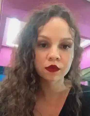 Karla Bezerra
