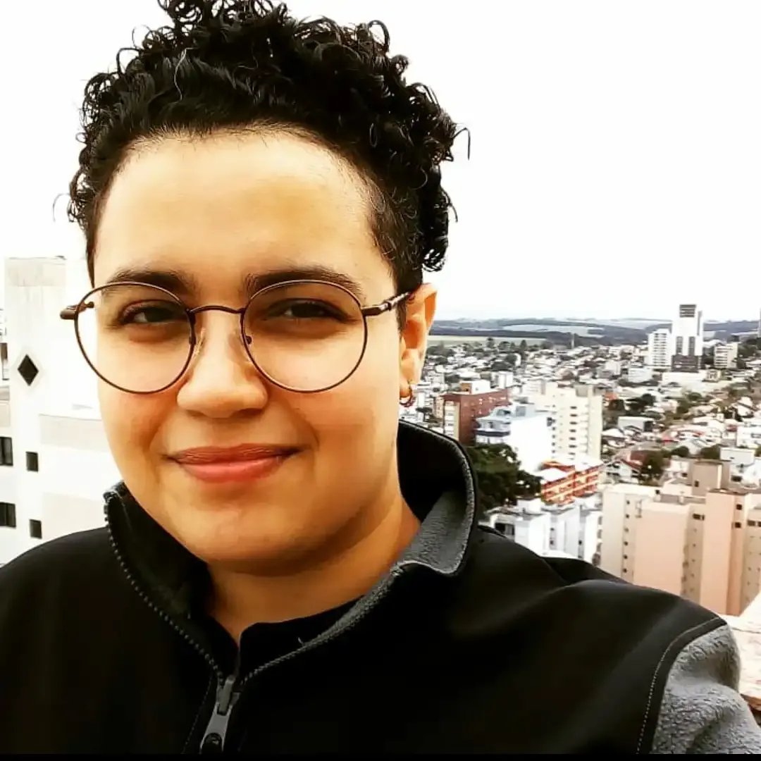 Flávia Aneris