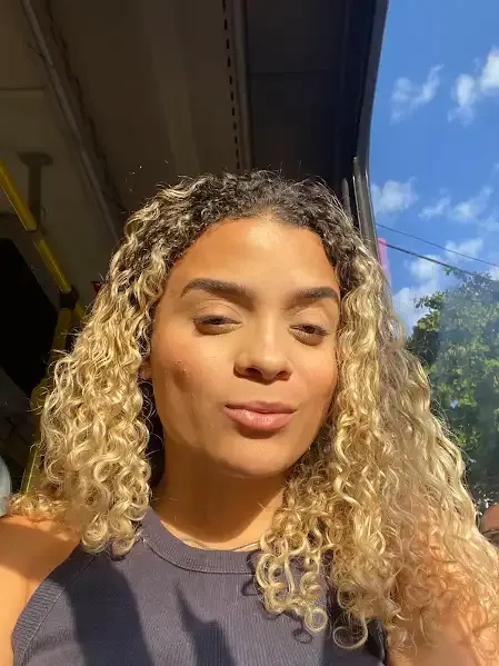 Vitória Santos