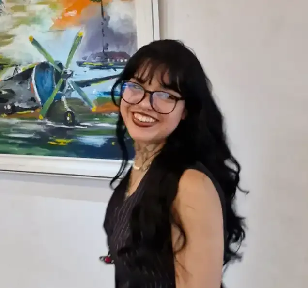 Thalia Menezes