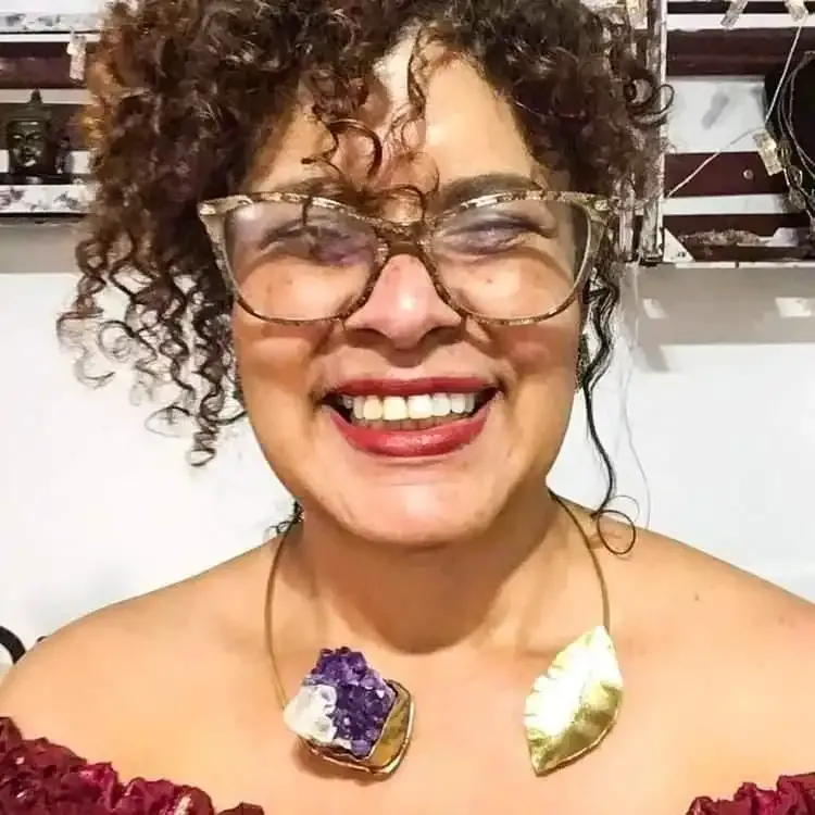 Eliane Santos