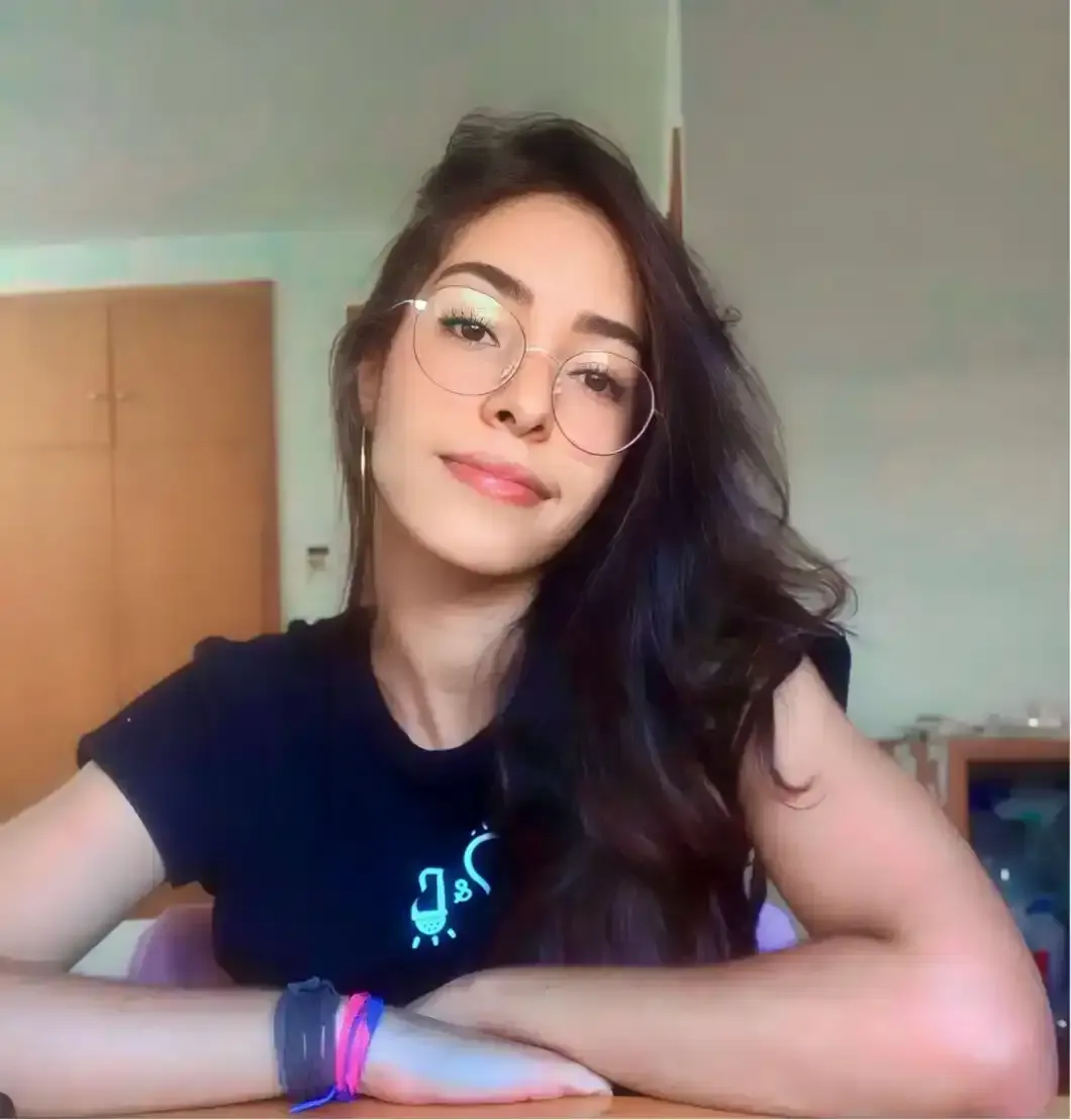 Natássia Neves