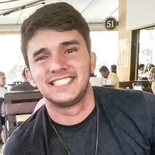 Elton Souza