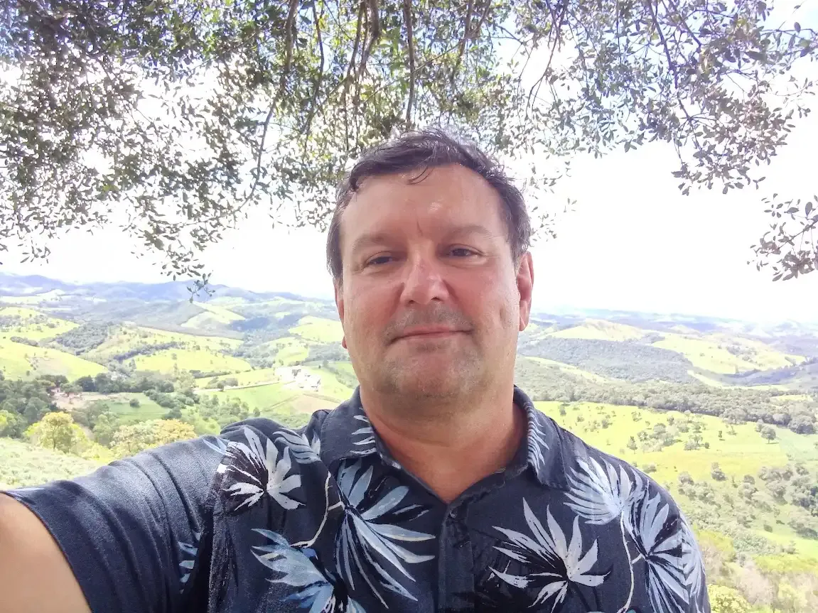 Carlos Oliveira